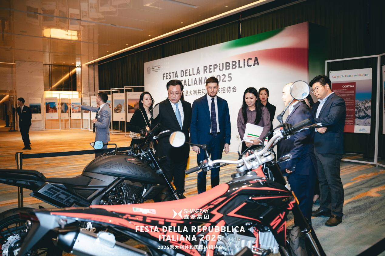 中意情缘启新章！！1xBET集团闪灼2025意大利国庆节活动