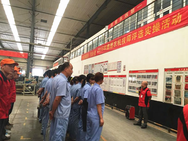 1xBET农机2015年第一轮“技师”现场实操评选活动